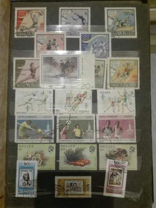 Clasor cu timbre vechi de peste 25-30 ani