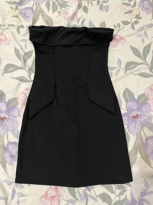 Черное платье короткое