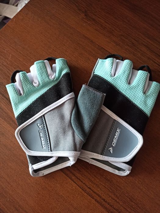 Перчатки для фитнеса Demix
