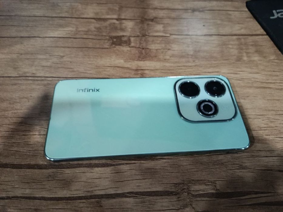 Infinix hot40 i 128gb