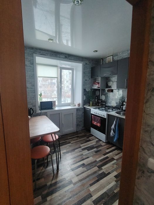 Продам 1 комнатную квартиру