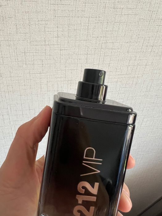 Carolina Hererra 213 VIP Black