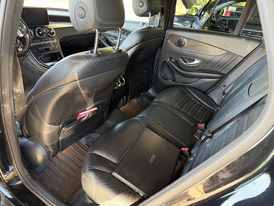 Mercedes-Benz GLC 250d 4MATIC, 2017, 204 CP, automată, piele, + roți de iarnă