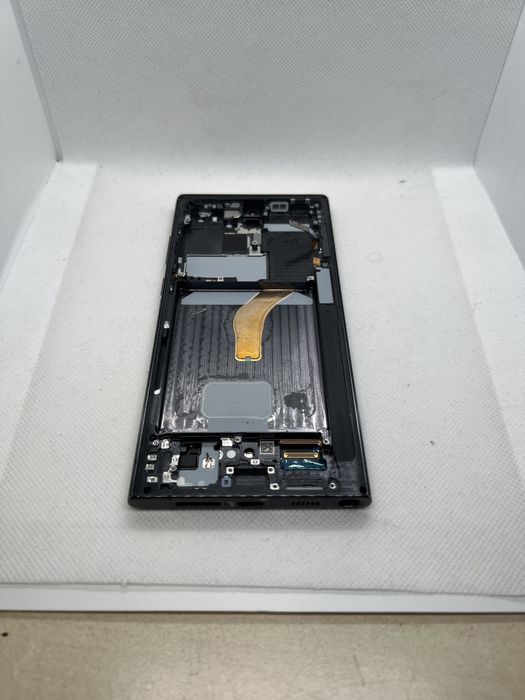 Display original samsung s22 ultra Bucuresti Sectorul 1 • OLX.ro