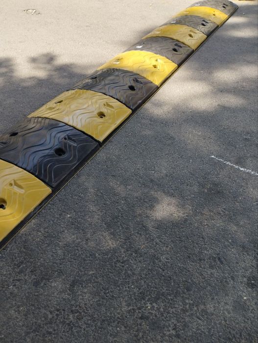 Лежачий полицейский 5см бордюр