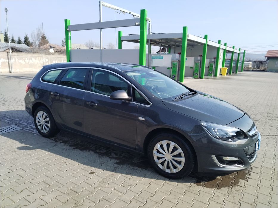 OPEL Astra Sport Tourer