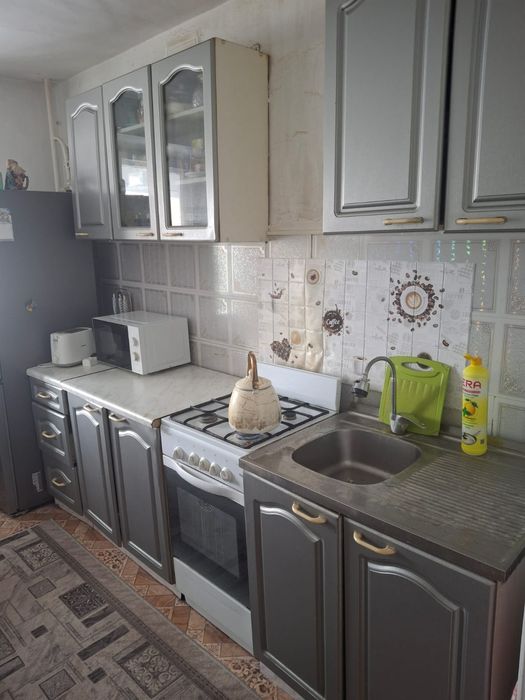 продам кухонный гарнитур