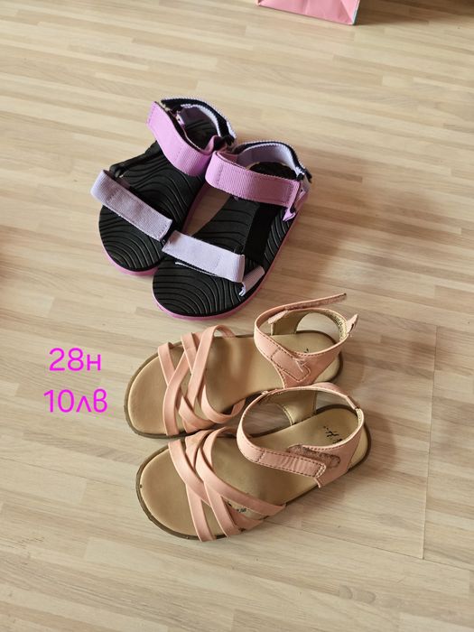 Обувки за момиче