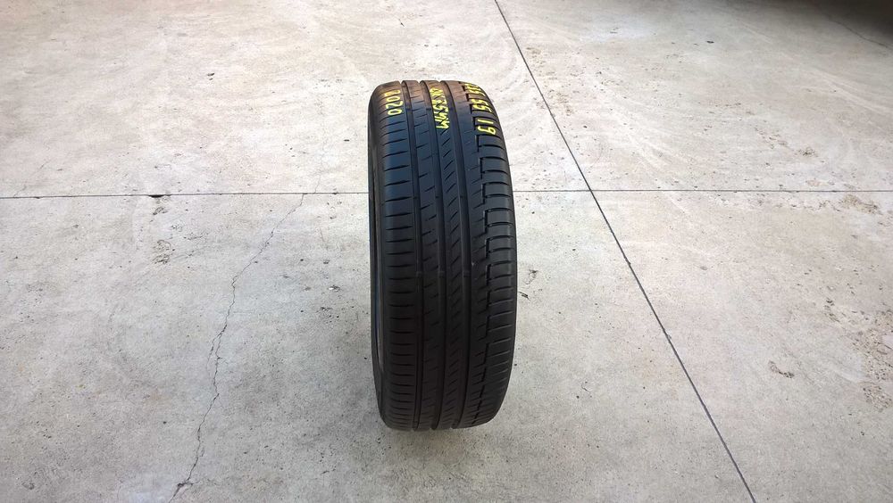 O anvelopa de vara 235 55 19 continental premiumcontact 6 cu 7,5 mm