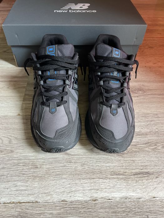 Vand adidași New Balance 1906R.