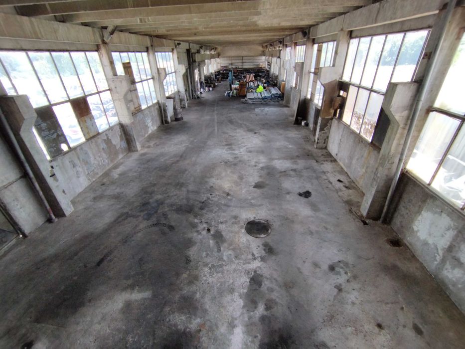 Дава се под наем Промишлена сграда в Перник, Калкас - 5750 кв.м за 5100 € - Снимка #15