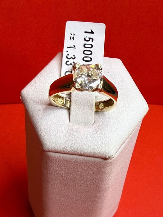 Inel cu diamant din aur de 14K Amanet BKG