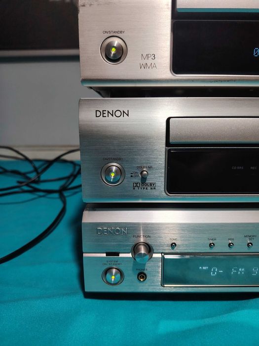 DENON, DRA-F101 receiver, DCD-F102 cd player, deckul este vândut, cu defecte.