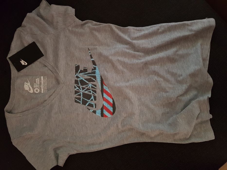 Тениска Nike размер М