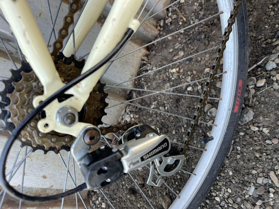 Bicicleta cadru dama real roti 28”