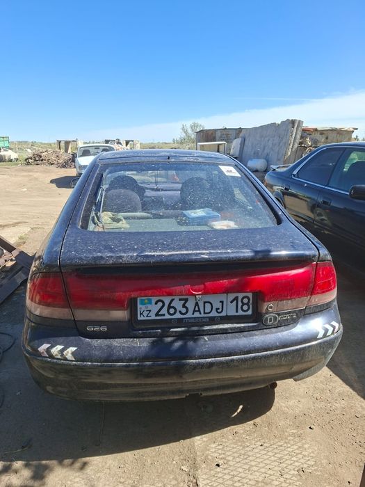 Продам машину Мазда