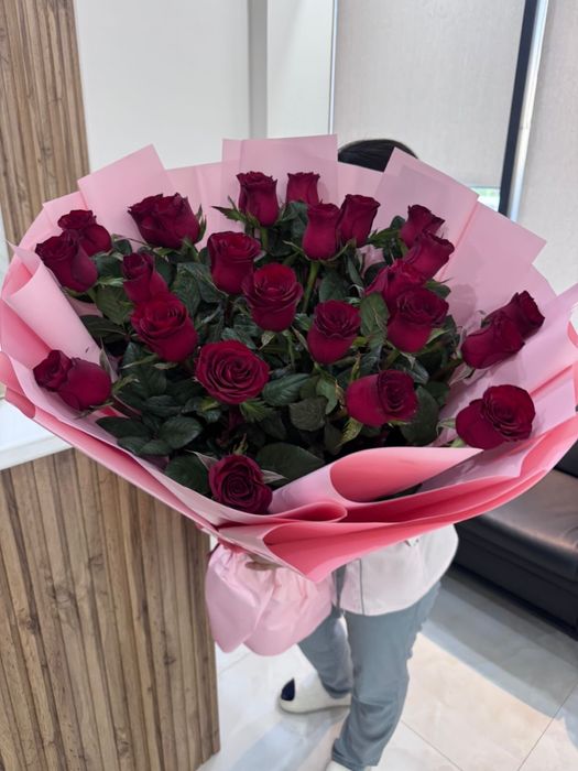 25 штук розы 15000 тг