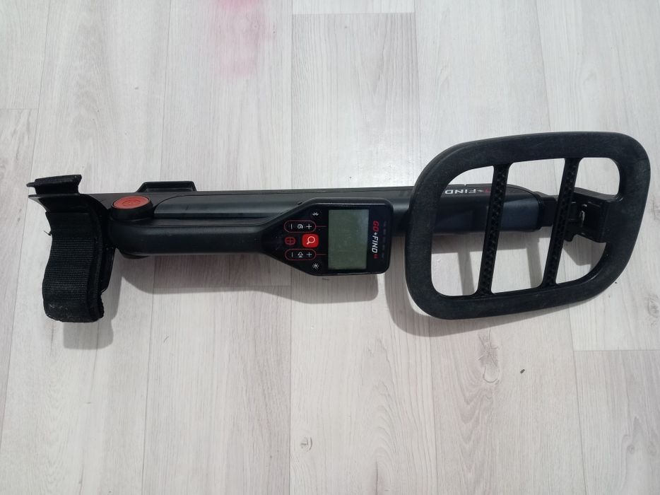 Металлоискатель Go find 66