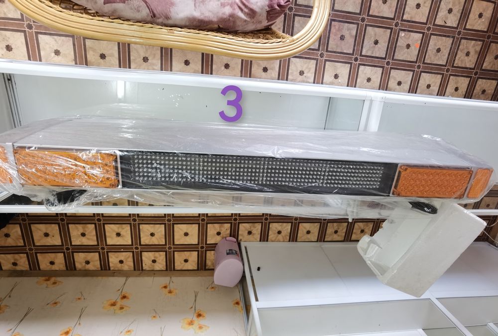 Сигнална лампа 12v