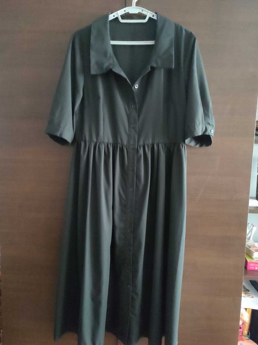 Дамска черна рокля L