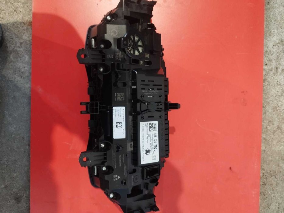 километраж Skoda Karoq 2025г код на двигател DXDA 1.5tsi 150k 1800км