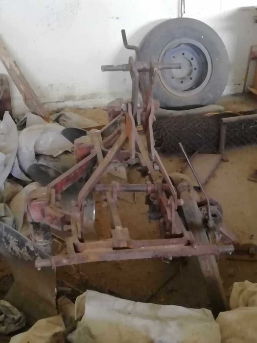 Разпродажба на селскостопанска техника