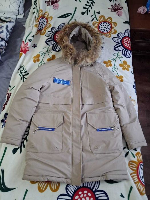 Куртка зимняя тёплая НОВАЯ