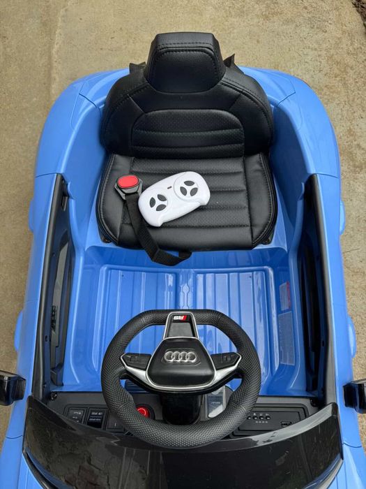 Детска акумулаторна кола Audi RS e-tron GT