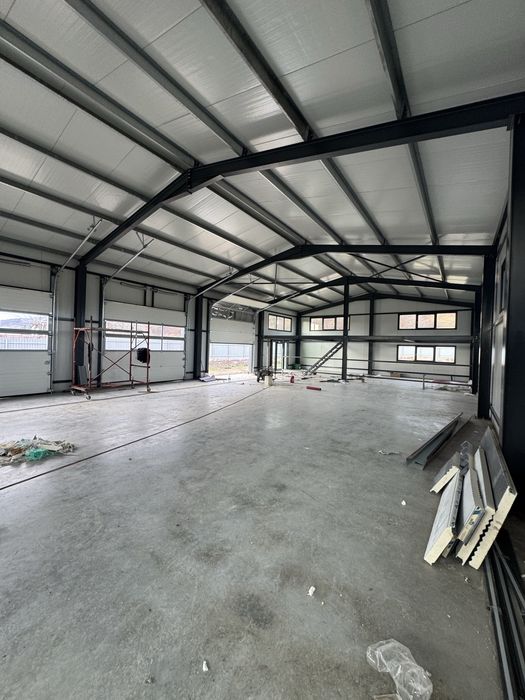 Lucrez structuri/hale metalice pe baza de comanda