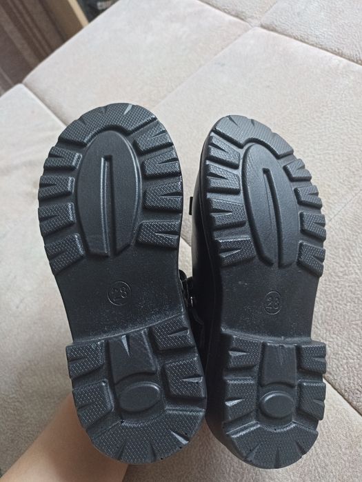 Туфли на девочку 28 размер