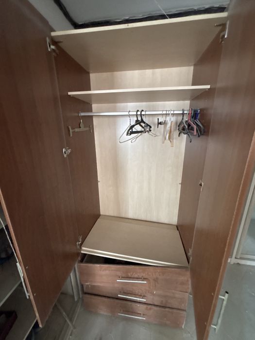 Шкваф отдам бесплатно