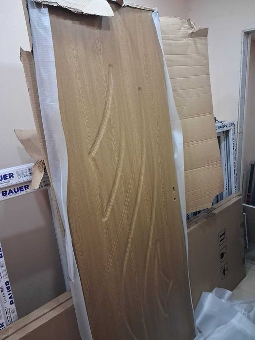 Входна и интериорни врати