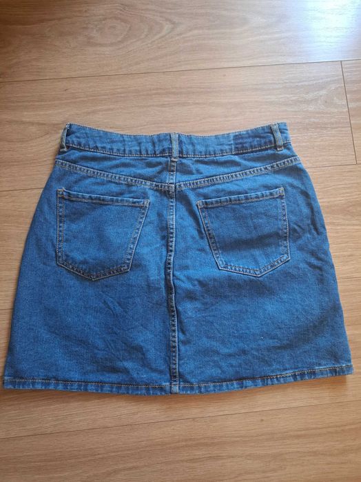 Продавам дънкова пола