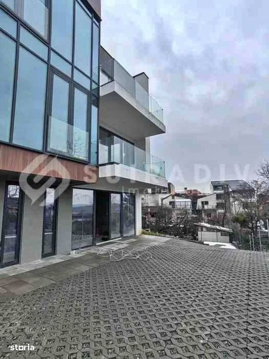 Clădire modernă 270 mp | 4 niveluri | Zorilor | Spațiu versatil