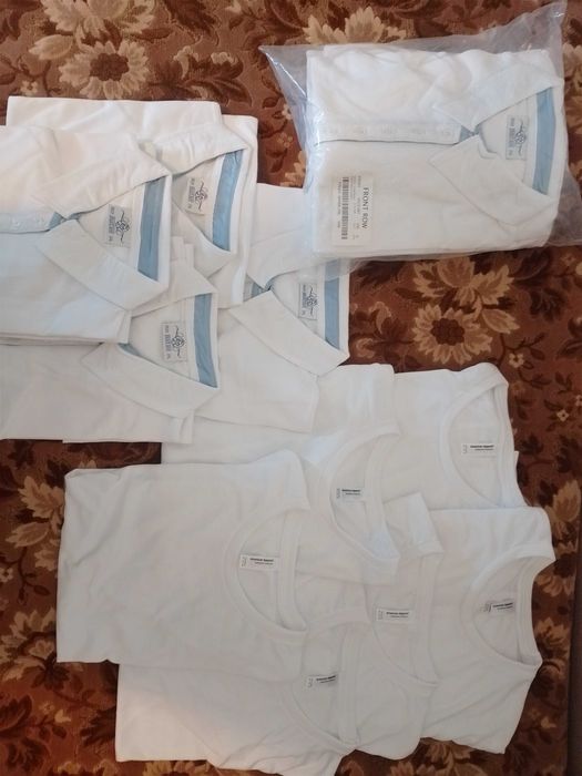 Продавам бели тениски