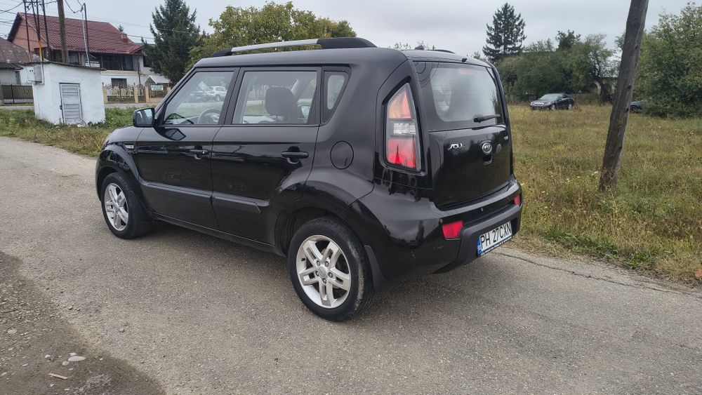 KIA Soul 2011 — imagine 3