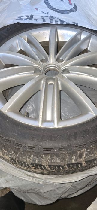 Комплект оригинальных дисков и резины