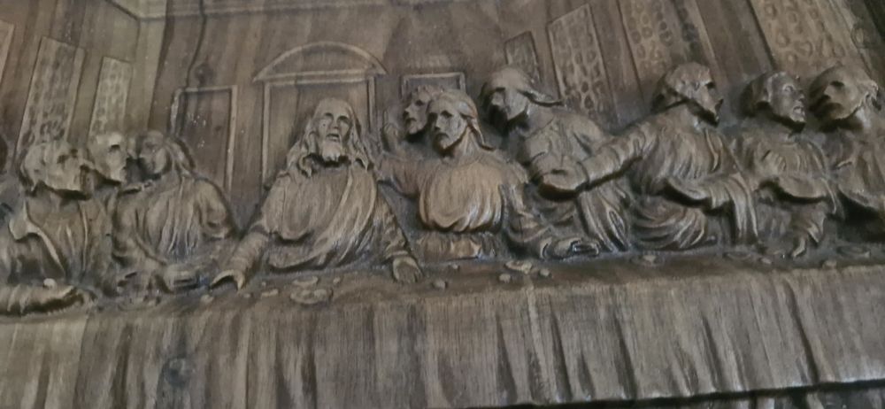 Icoana  veche pe lemn