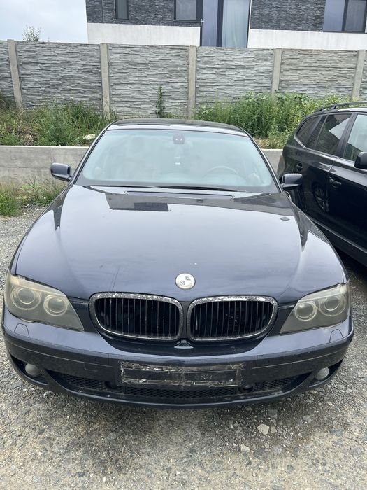 Dezmembrez BMW E65 730 231 2 Buc alcantara