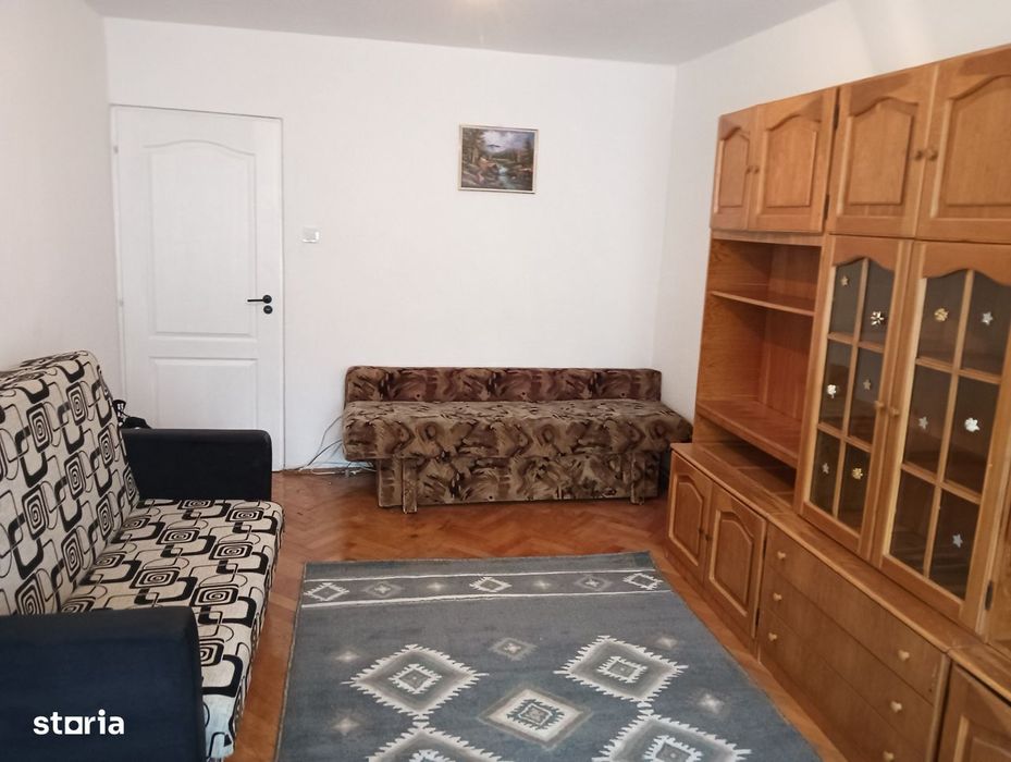 Închiriez ap.2 camere Stefan cel Mare,250 euro negociabil