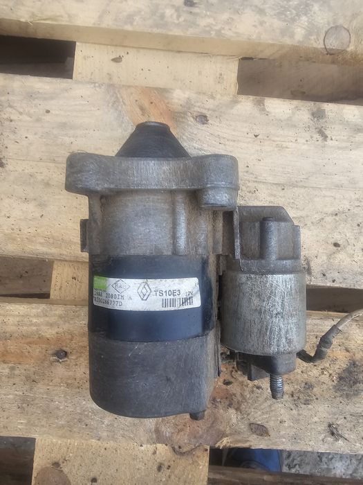 Electromotor Renault Megane 2 Dacia Logan 1.6 16V cod produs:820026677