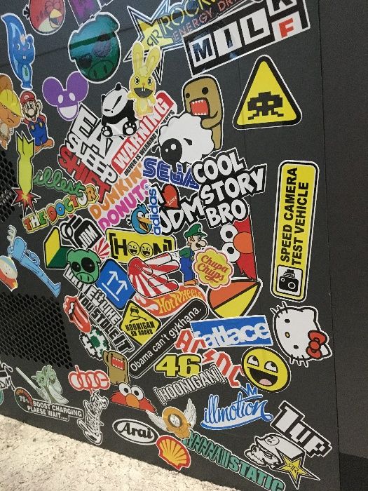 ПРОМОЦИЯ! 100 бр. БОМБ BOMB стикери изрязани по контур всеки поотделно