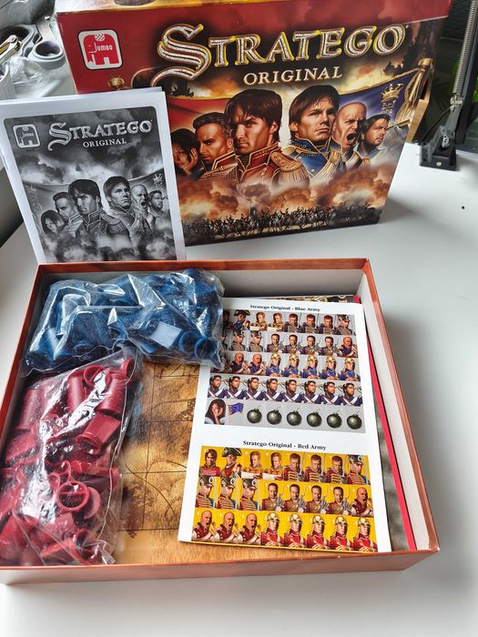 Настолна игра: Stratego