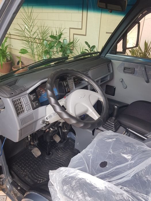 Damas sotiladi delux