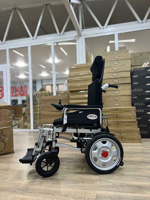 Инвалидная коляска с электроприводом