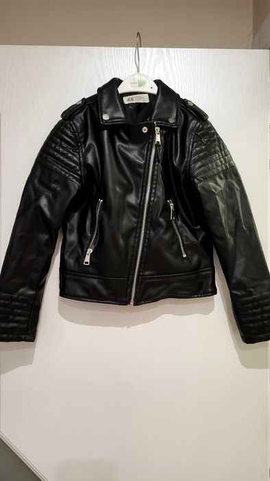 Продавам детски кокетни якенца