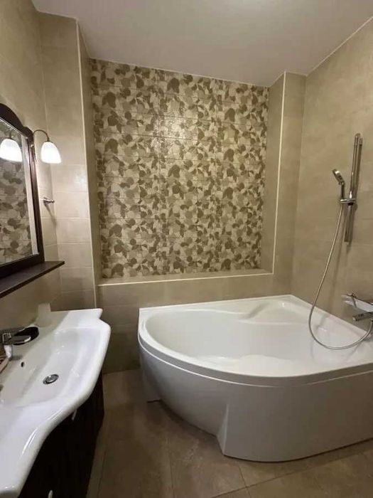 Дава се под наем Двустаен апартамент в София, Зона Б-18 - 56 кв.м за 433.5 € - Снимка #3