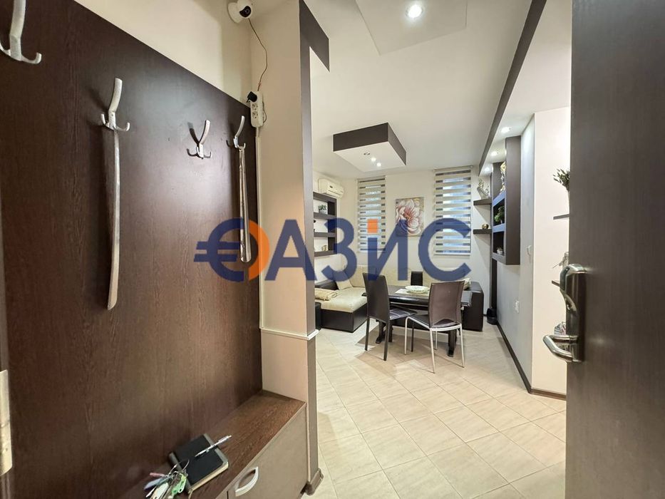 Продава се Тристаен апартамент в к.к. Слънчев бряг - 75 кв.м за 802 €/кв.м - Снимка #6