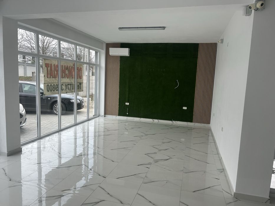 Inchiriez spatiu comercial Albesti situat la drumul national!
