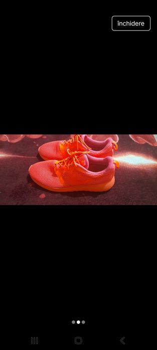 Vând urgent adidași Nike